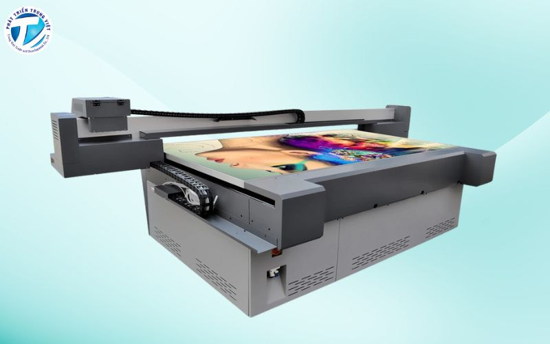 Máy in UV phẳng là lựa chọn không thể thiếu trong ngành in ấn cao cấp
